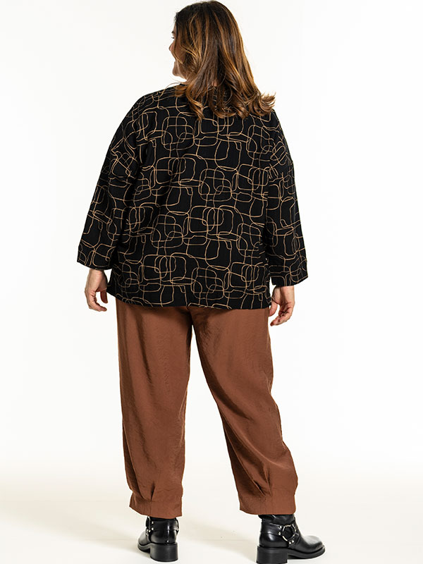 ANNBRIT - Plus Size Skjorte fra Gozzip