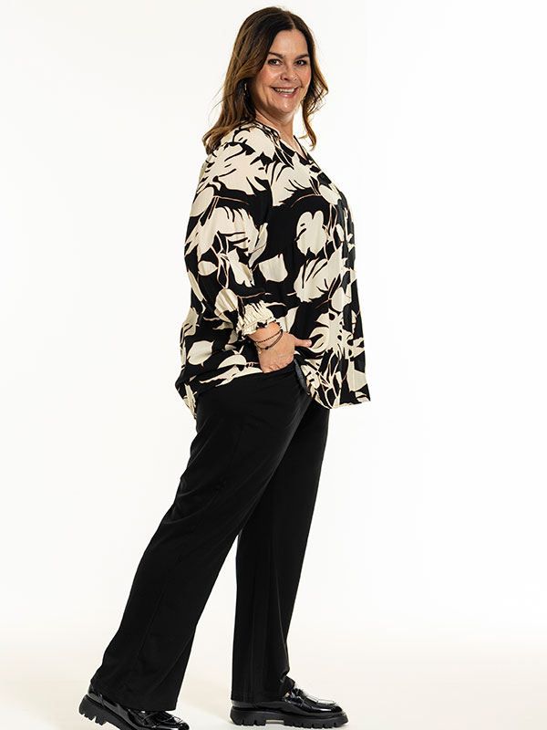 GHITA - Plus Size Bluse fra Gozzip