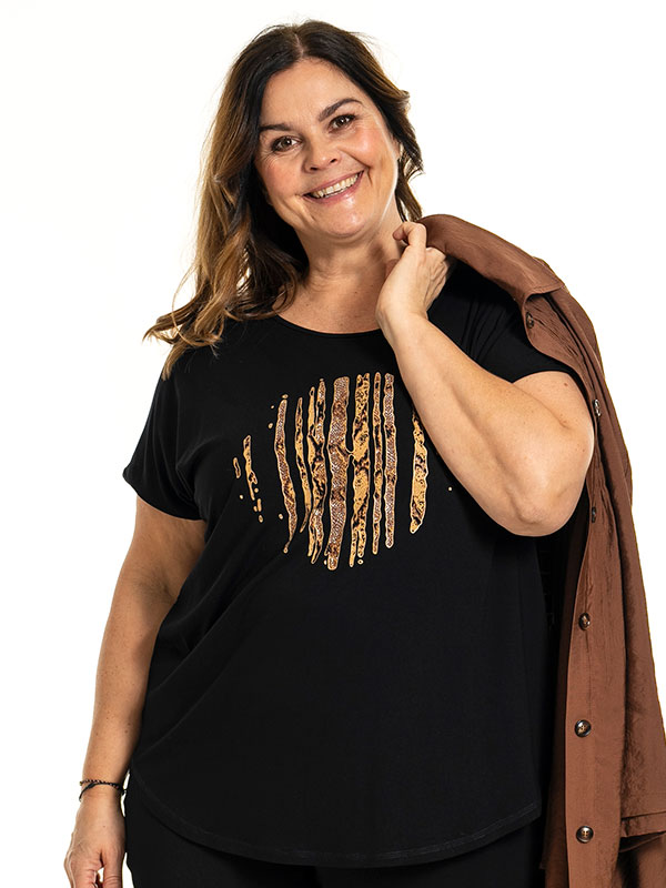GITTE - Plus Size T-shirt fra Gozzip
