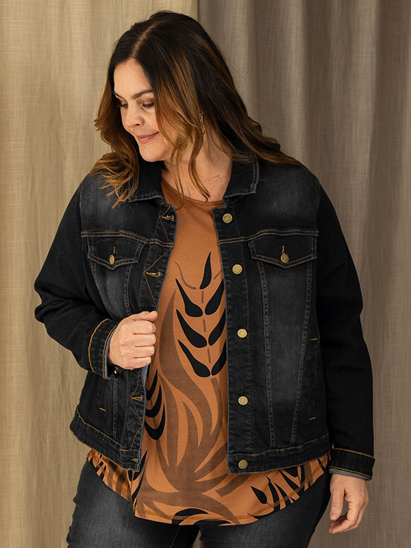 GITTE - Plus Size T-shirt fra Gozzip