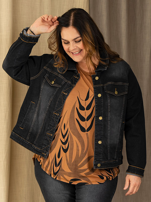 GITTE - Plus Size T-shirt fra Gozzip