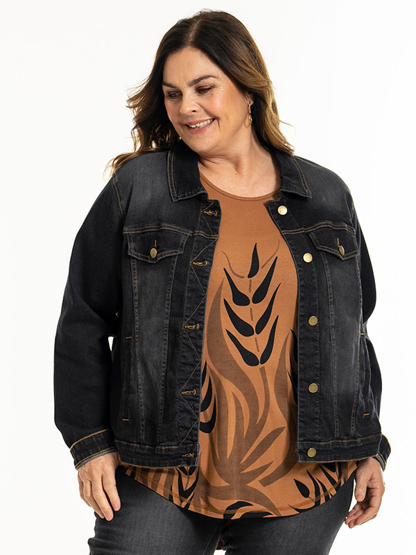 GITTE - Plus Size T-shirt fra Gozzip