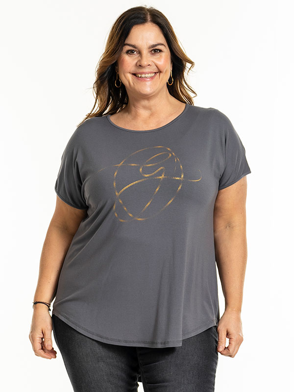 GITTE - Plus Size T-shirt fra Gozzip