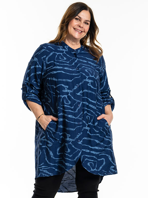 MONNA - Plus Size Tunika fra Gozzip
