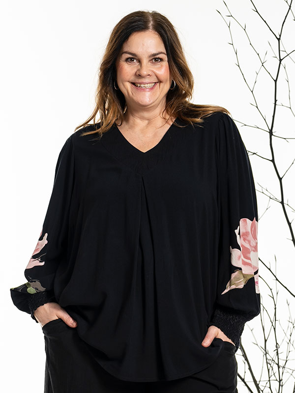 GWEN - Plus Size Bluse fra Gozzip