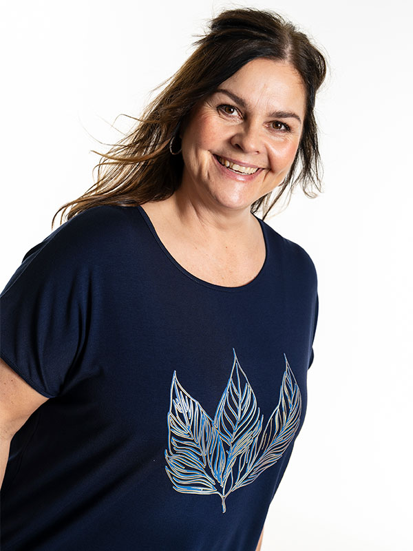 GITTE - Plus Size T-shirt fra Gozzip