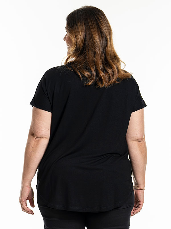 GITTE - Plus Size T-shirt fra Gozzip