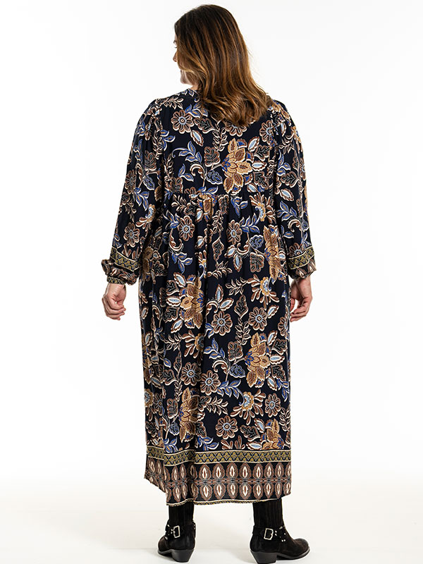 BETINE - Plus Size Kjole fra Gozzip