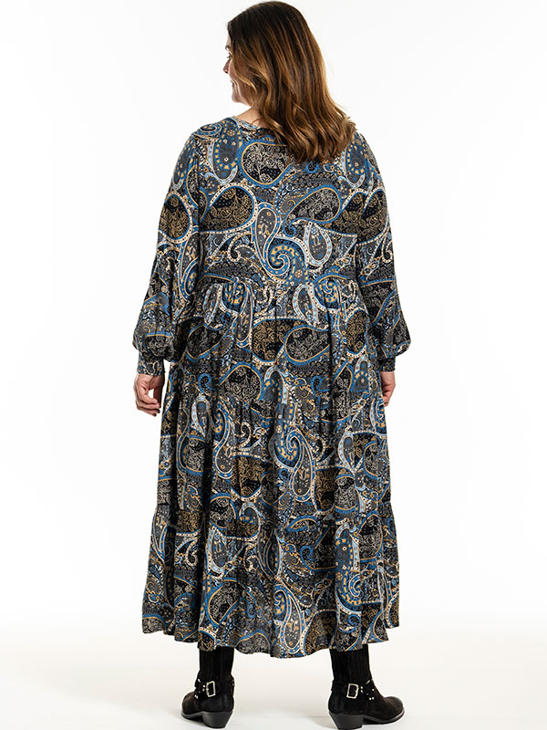SUSSIE - Plus Size Kjole fra Gozzip