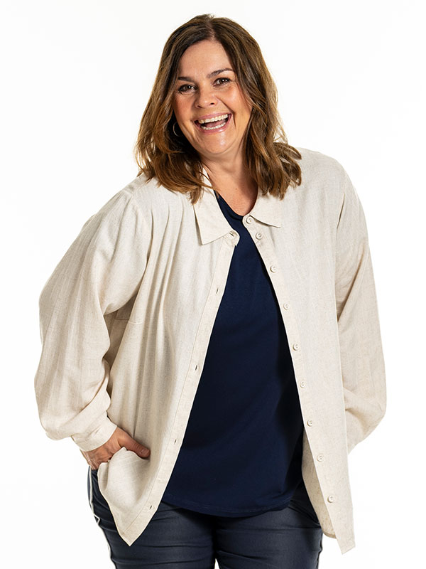 KARINA - Plus Size Skjorte fra Gozzip