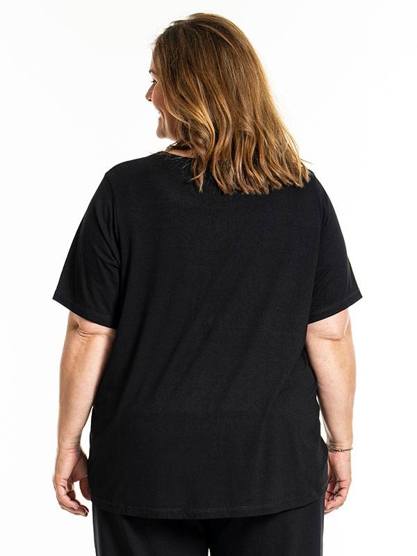 BIRKA - Plus Size T-shirt fra Gozzip