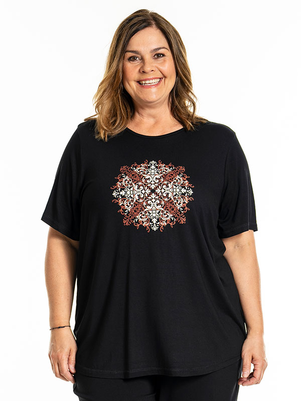BIRKA - Plus Size T-shirt fra Gozzip