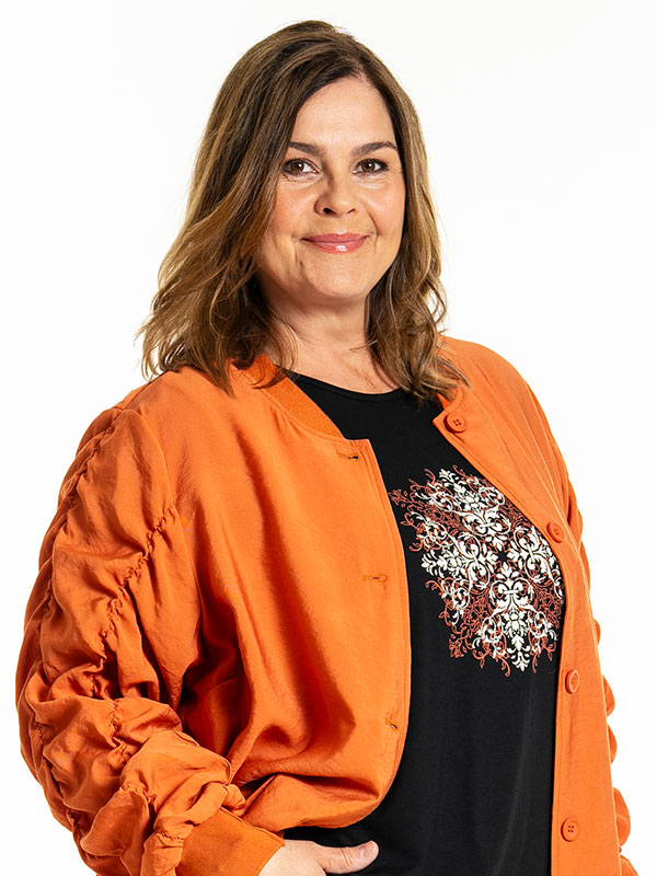 BIRKA - Plus Size T-shirt fra Gozzip