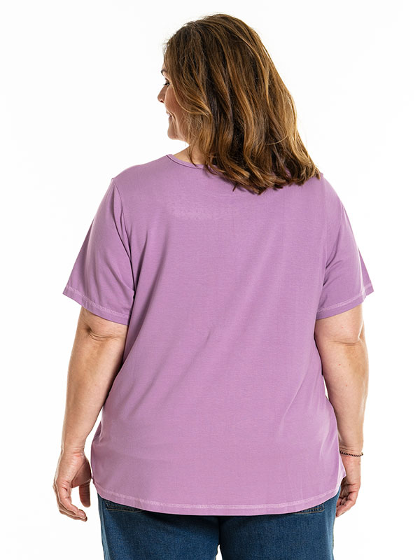 BIRKA - Plus Size T-shirt fra Gozzip