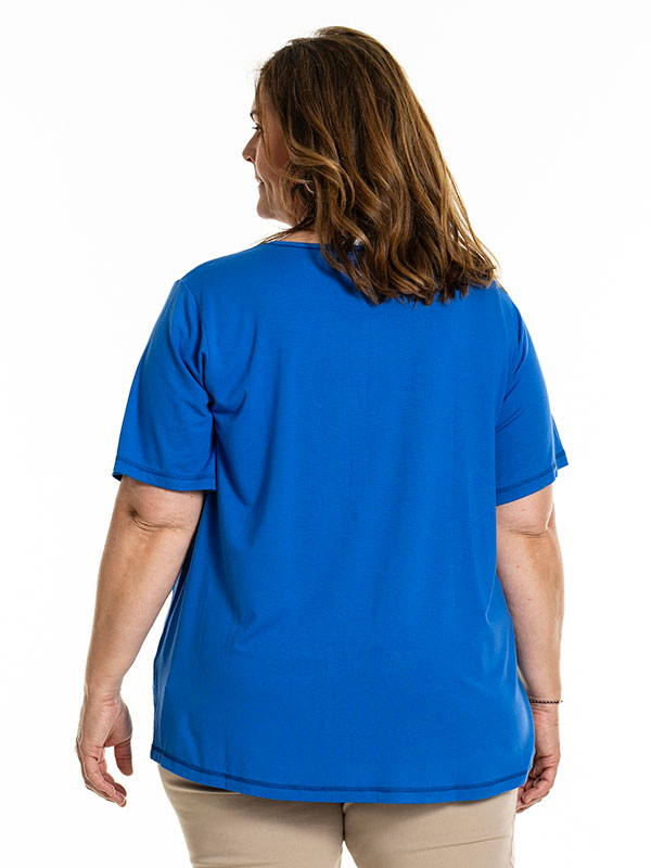 BIRKA - Plus Size T-shirt fra Gozzip