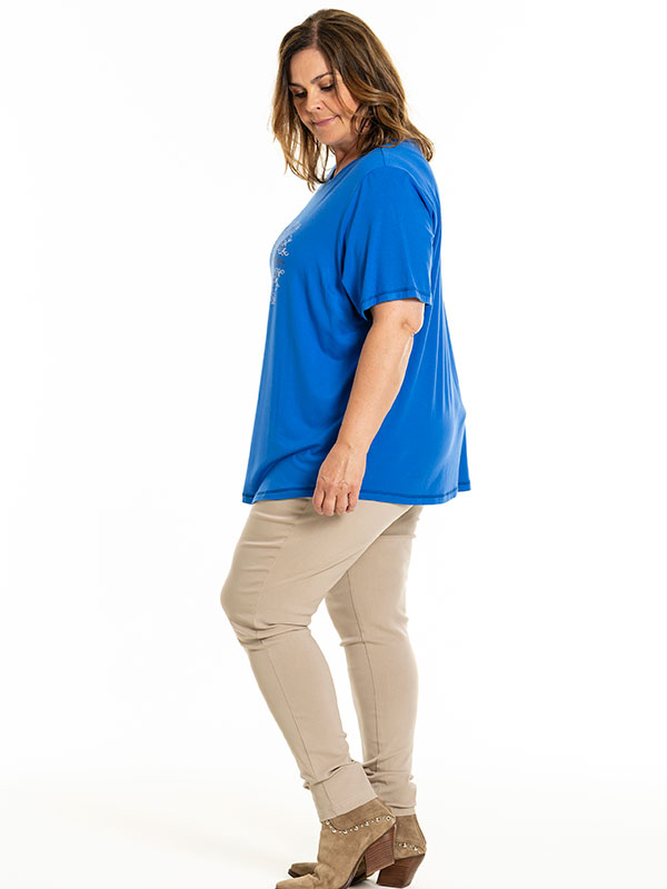 BIRKA - Plus Size T-shirt fra Gozzip