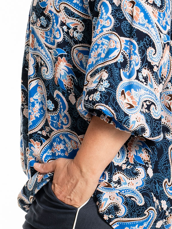 IBEN - Plus Size Bluse fra Gozzip