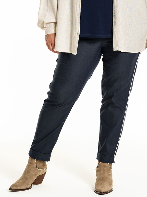 HANNI - Plus Size Bukser fra Gozzip
