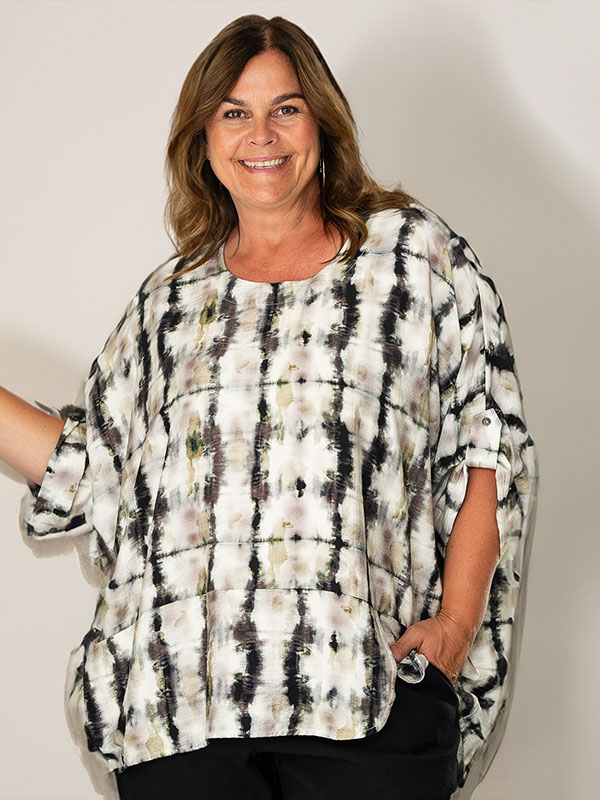 ELISSA - Plus Size Bluse fra Gozzip