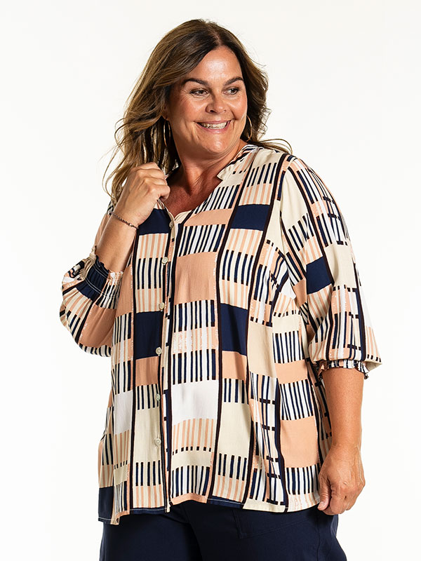 GHITA - Plus Size Bluse fra Gozzip