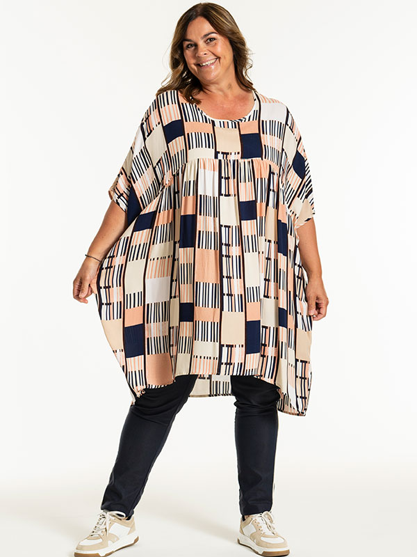 SOFIE - Plus Size Tunika fra Gozzip