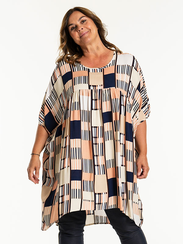 SOFIE - Plus Size Tunika fra Gozzip