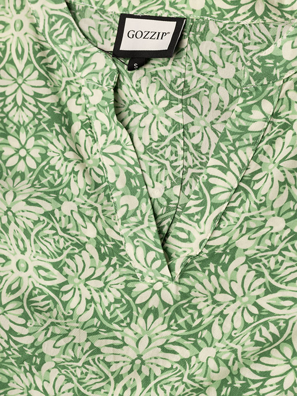 BILLIE - Plus Size Bluse fra Gozzip