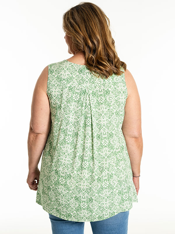 BEATA - Plus Size Topp fra Gozzip