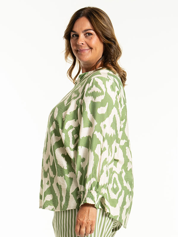 JILIAN - Plus Size Bluse fra Gozzip