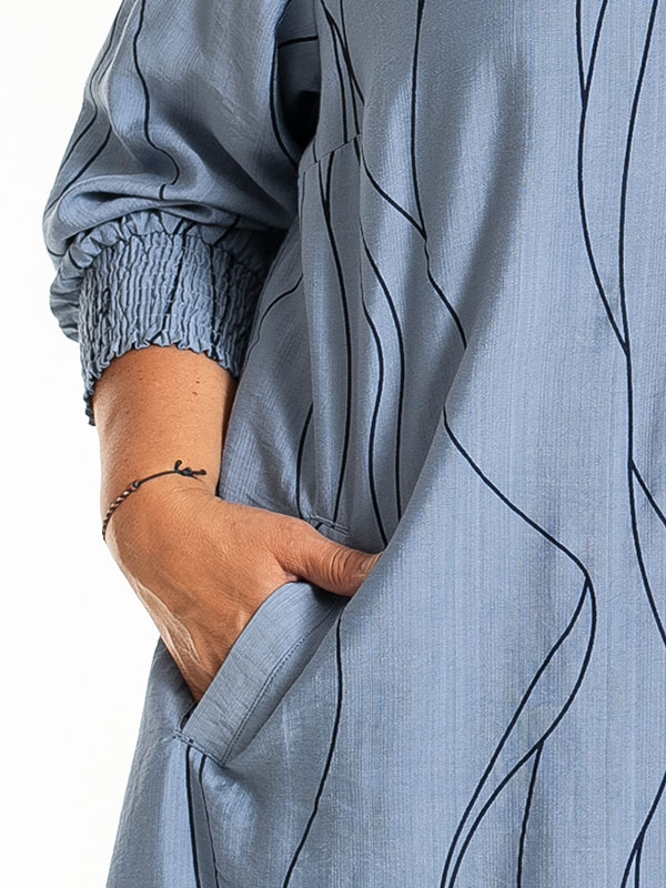 SIGRUN - Plus Size Kjole fra Gozzip