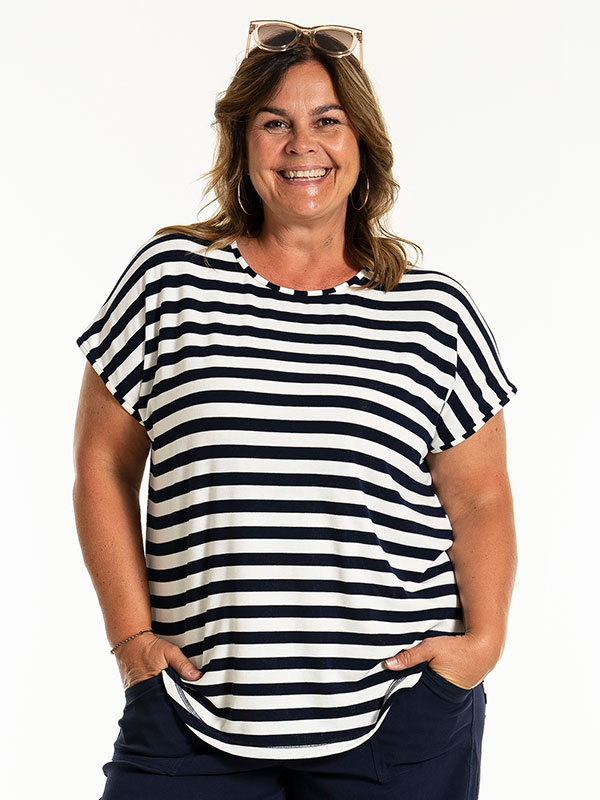 GITTE - Plus Size T-shirt fra Gozzip