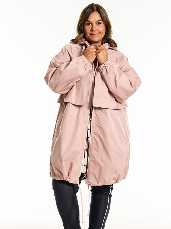 JUDIE - Plus Size Frakk fra Gozzip