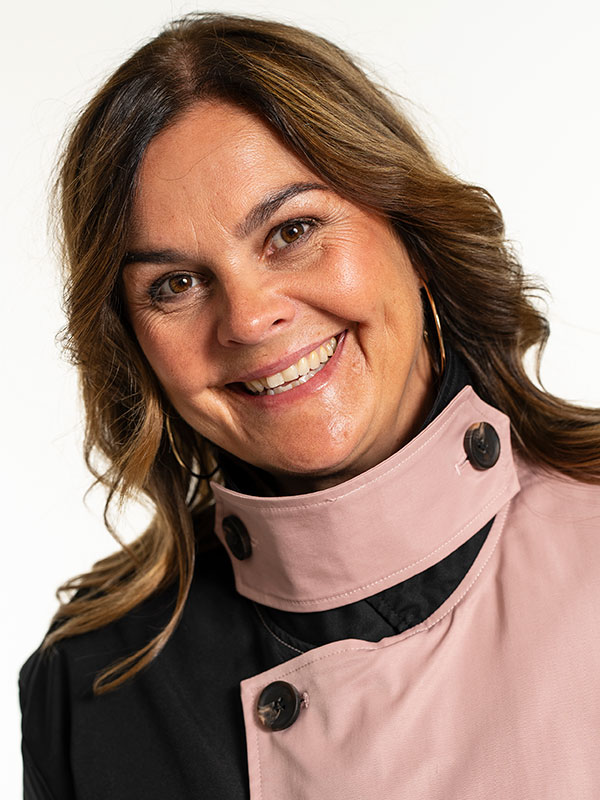 JULLA - Plus Size Frakk fra Gozzip