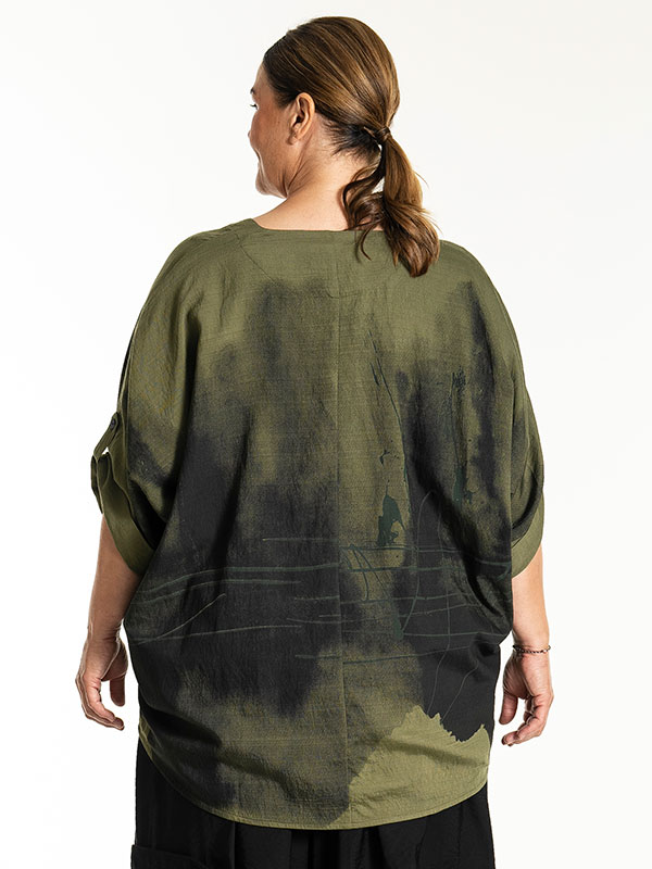 KLEO - Plus Size Bluse fra Gozzip Black