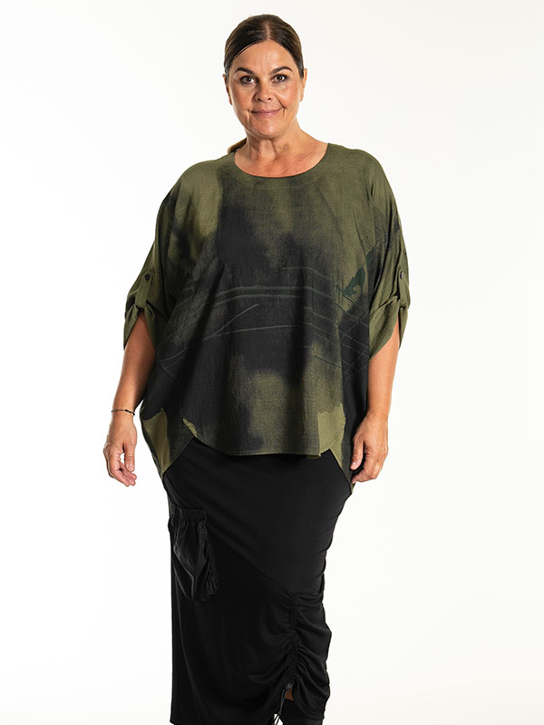 KLEO - Plus Size Bluse fra Gozzip Black