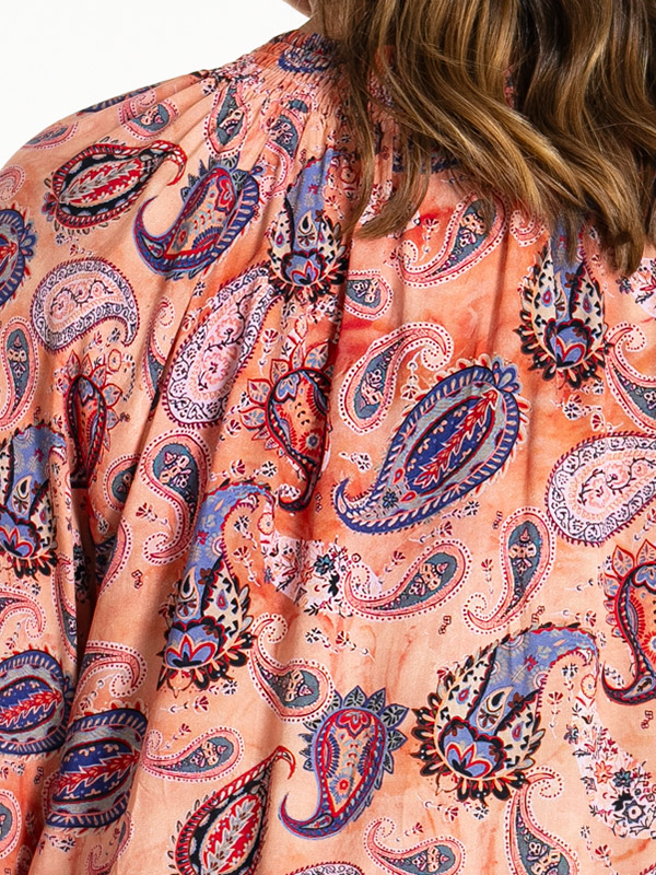 KARNA - Plus Size Bluse fra Gozzip