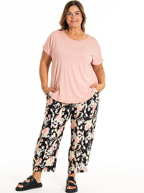 GILA - Plus Size Bukser fra Gozzip