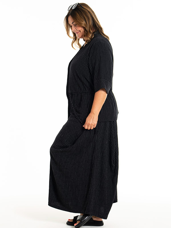 KATARINA - Plus Size Jakke fra Gozzip