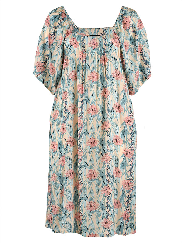 KERSTINE - Plus Size Kjole fra Gozzip
