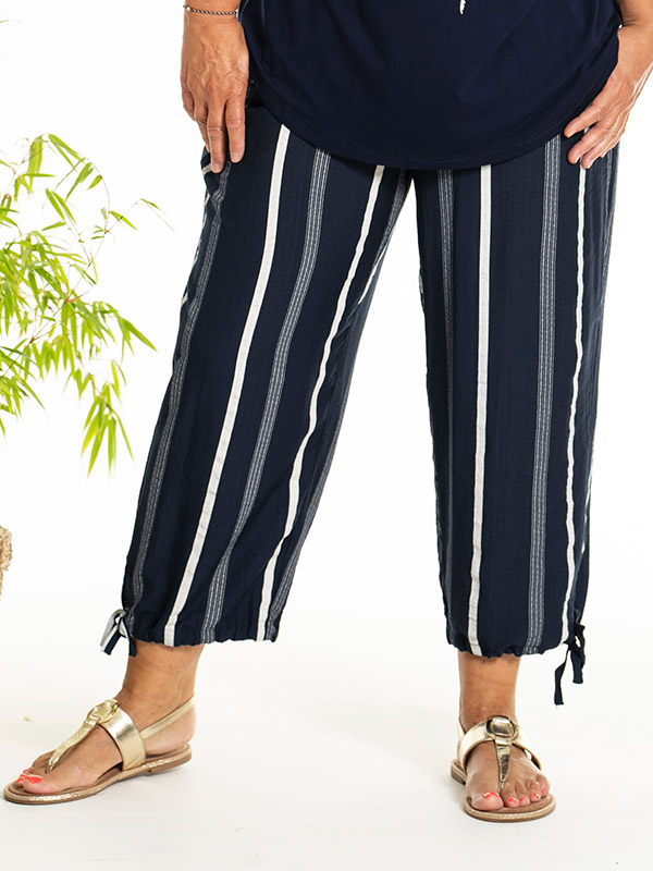 AUGUSTA - Plus Size Bukser fra Gozzip