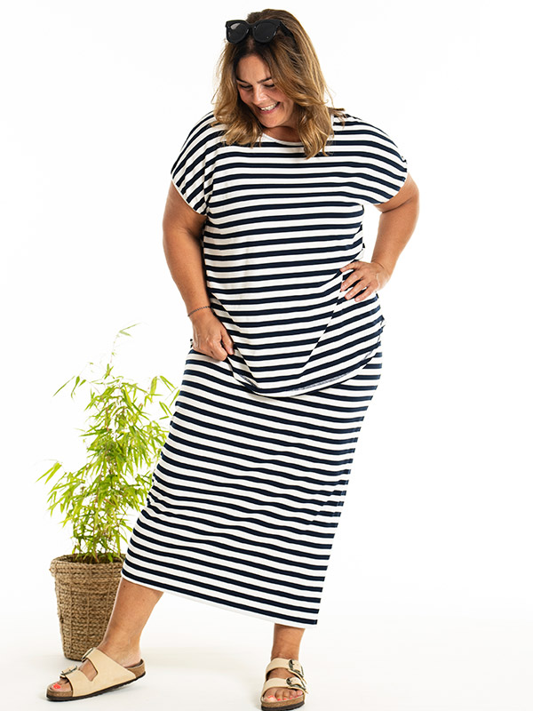 GITTE - Plus Size T-shirt fra Gozzip