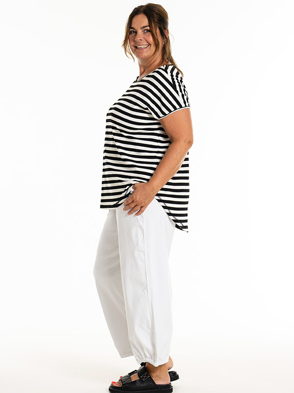 GITTE - Plus Size T-shirt fra Gozzip