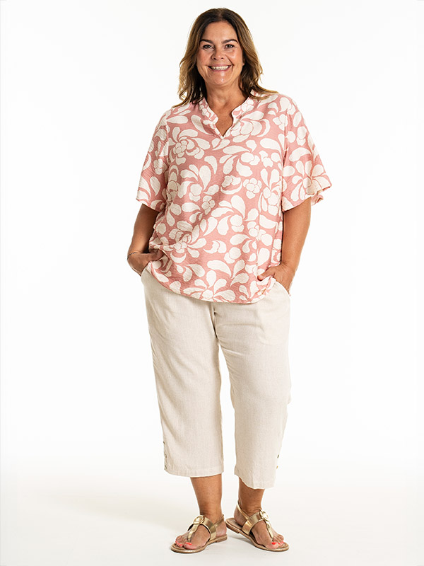 KATHJA - Plus Size Bluse fra Gozzip