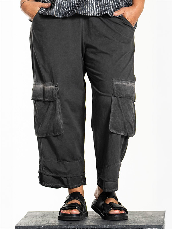 LEANETTE - Plus Size Bukser fra Gozzip Black
