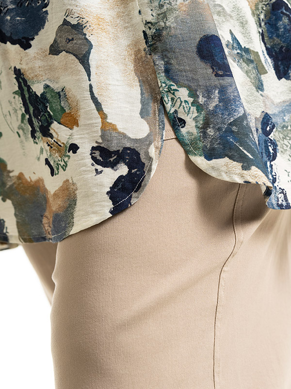 MALINA - Plus Size Bluse fra Gozzip