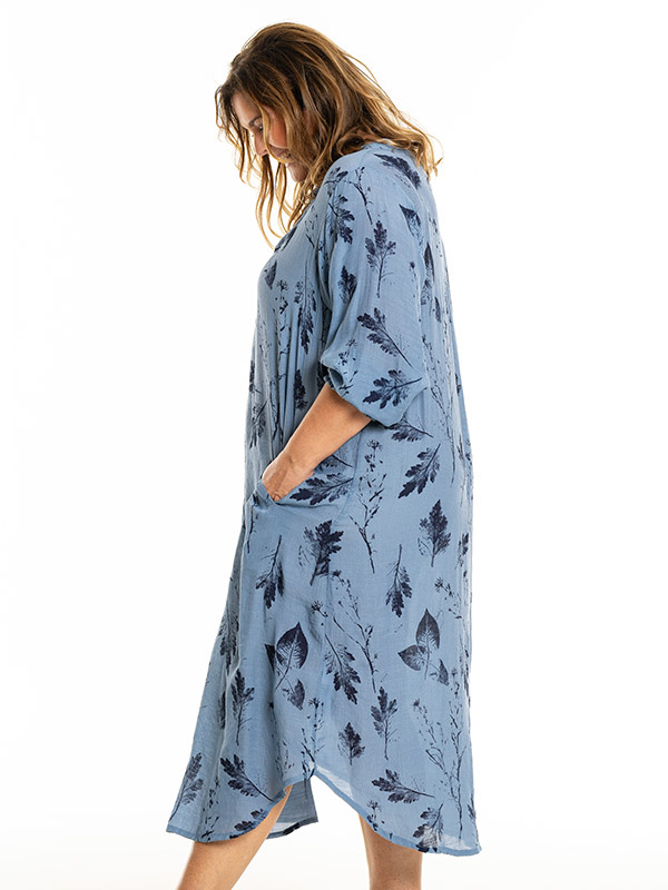 VALDIS - Plus Size Kjole fra Gozzip