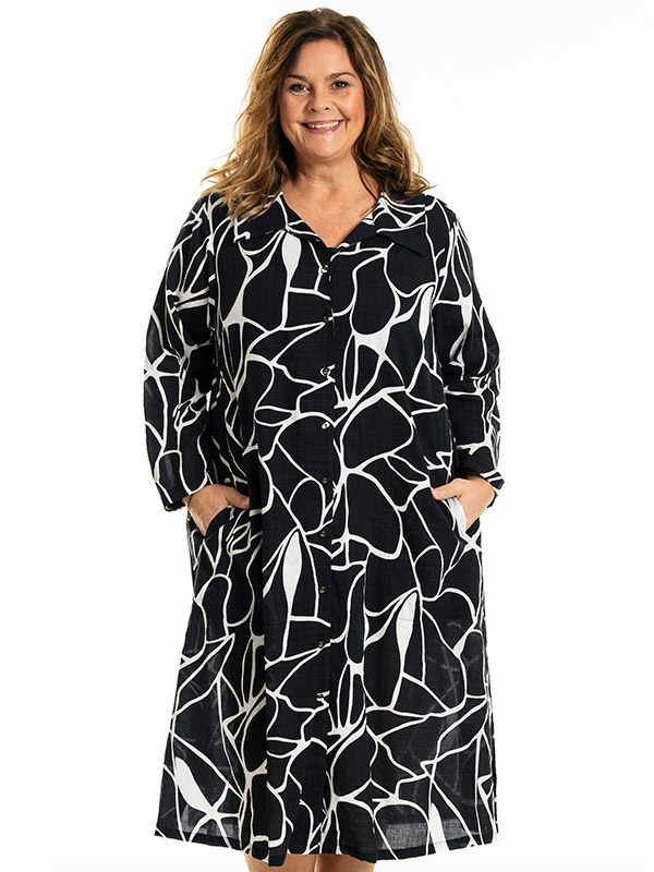 MILLA - Plus Size Kjole fra Gozzip