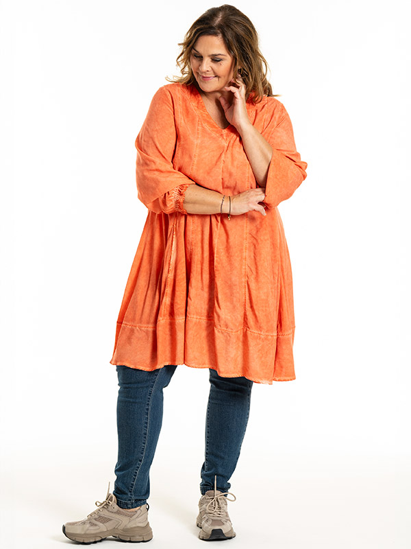 MAJ - Plus Size Tunika fra Gozzip