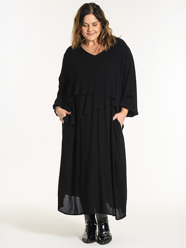 ARIA - Plus Size Kjole fra Gozzip