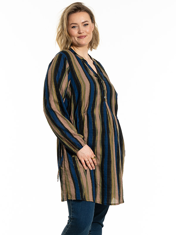 GNORA - Plus Size Tunika fra Gozzip